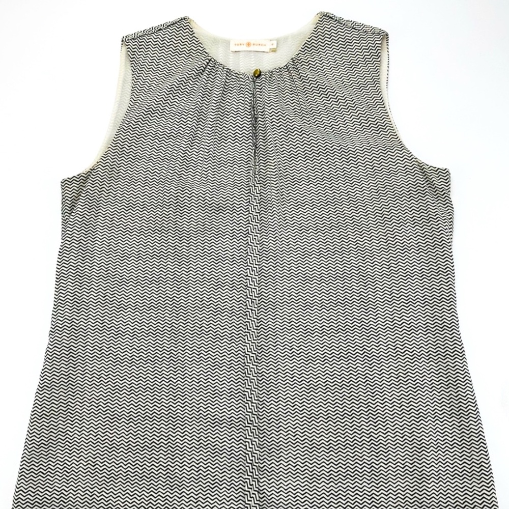 🐼EUC - TORY BURCH SILK SLEEVELESS BLOUSE BUTTON KEYHOLE🐼